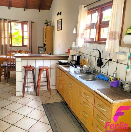 Casa com 4 Quartos à Venda, 150 m² em Rio Tavares - Florianópolis
