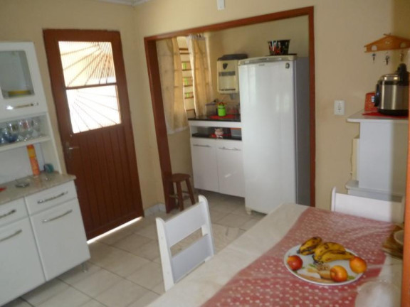 Imagem Casa com 2 Quartos à Venda, 60 m² em Santa Rosa - Porto Alegre Imagem Casa com 2 Quartos à Venda, 60 m² em Santa Rosa - Porto Alegre
