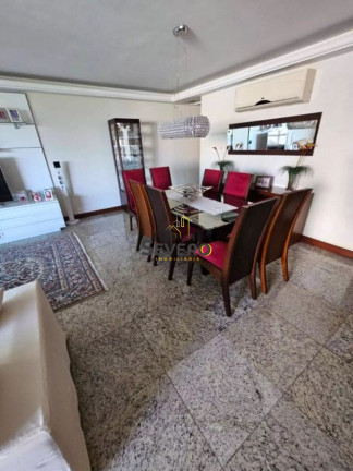 Imagem Apartamento com 4 Quartos à Venda, 204 m² em Icaraí - Niterói