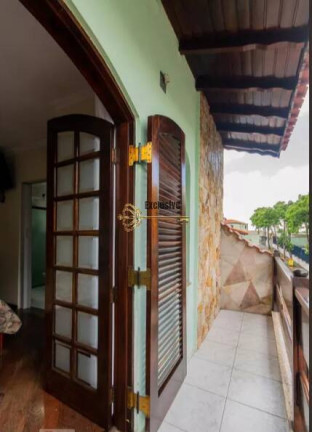 Imagem Sobrado com 3 Quartos à Venda, 250 m² em Vila Helena - Santo André Imagem Sobrado com 3 Quartos à Venda, 250 m² em Vila Helena - Santo André