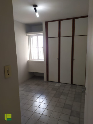 Imagem Apartamento com 2 Quartos à Venda, 98 m² em Casa Amarela - Recife Imagem Apartamento com 2 Quartos à Venda, 98 m² em Casa Amarela - Recife