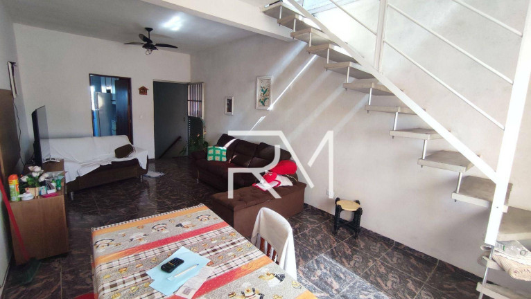 Imagem Casa com 6 Quartos à Venda, 261 m² em Vila Atlântica - Mongaguá Imagem Casa com 6 Quartos à Venda, 261 m² em Vila Atlântica - Mongaguá