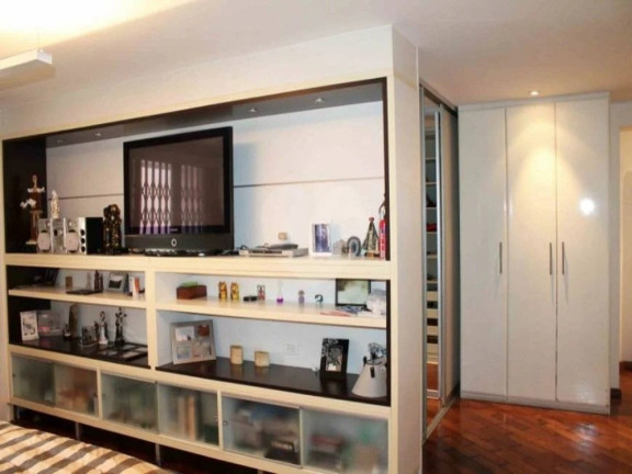 Imagem Casa com 3 Quartos à Venda, em Campo Belo - São Paulo Imagem Casa com 3 Quartos à Venda, em Campo Belo - São Paulo
