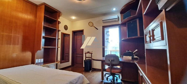Imagem Imóvel com 4 Quartos à Venda, 415 m² em Cambuí - Campinas