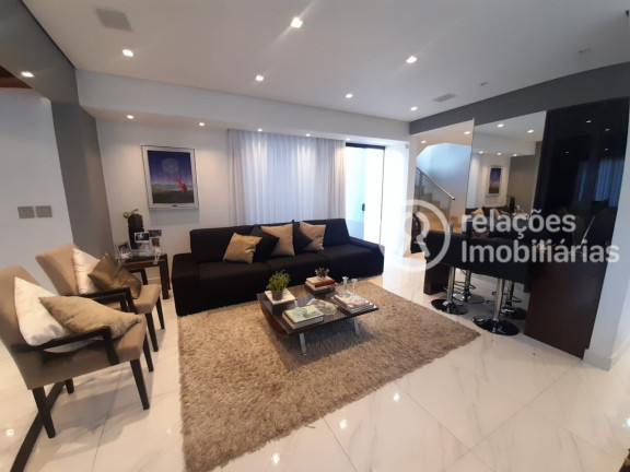Imagem Casa com 5 Quartos à Venda, 462 m² em Santa Lúcia - Belo Horizonte Imagem Casa com 5 Quartos à Venda, 462 m² em Santa Lúcia - Belo Horizonte