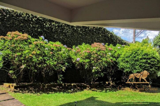 Imagem Casa com 5 Quartos para Temporada, 433 m² em Vila Capivari - Campos Do Jordão