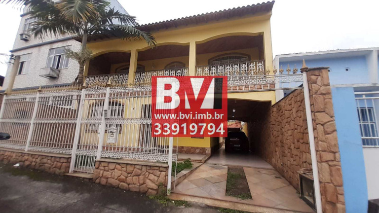 Casa com 3 Quartos à Venda, 243 m² em Vila Da Penha - Rio De Janeiro