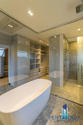 Imagem Casa com 4 Quartos à Venda, 390 m² em Centro - Camboriú Imagem Casa com 4 Quartos à Venda, 390 m² em Centro - Camboriú