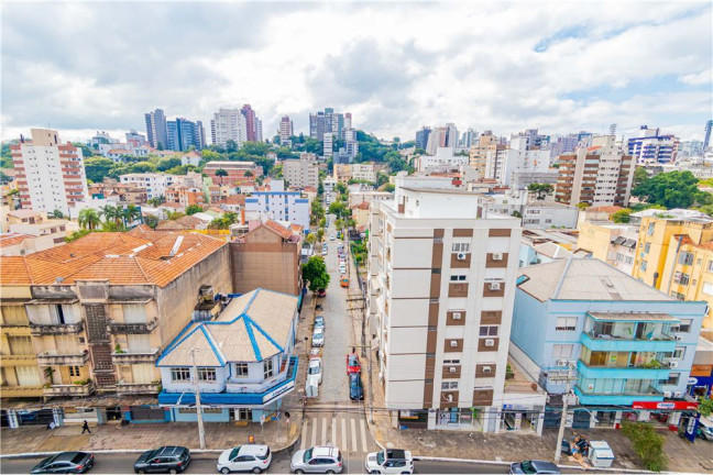 Imagem Imóvel com 3 Quartos à Venda,  em Rio Branco - Porto Alegre
