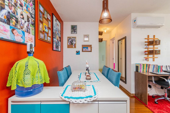 Imagem Apartamento com 2 Quartos à Venda, 51 m² em Fátima - Canoas