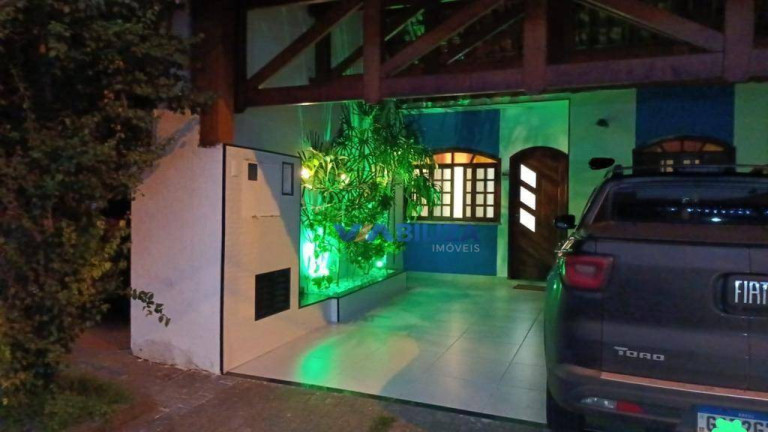Imagem Casa com 3 Quartos à Venda, 138 m² em Jardim Cocaia - Guarulhos Imagem Casa com 3 Quartos à Venda, 138 m² em Jardim Cocaia - Guarulhos