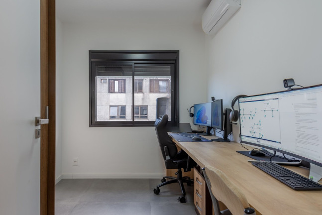 Imagem Apartamento com 2 Quartos à Venda, 61 m² em Santana - Porto Alegre