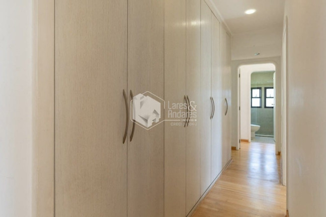 Imagem Apartamento com 3 Quartos à Venda, 209 m² em Itaim Bibi - São Paulo Imagem Apartamento com 3 Quartos à Venda, 209 m² em Itaim Bibi - São Paulo