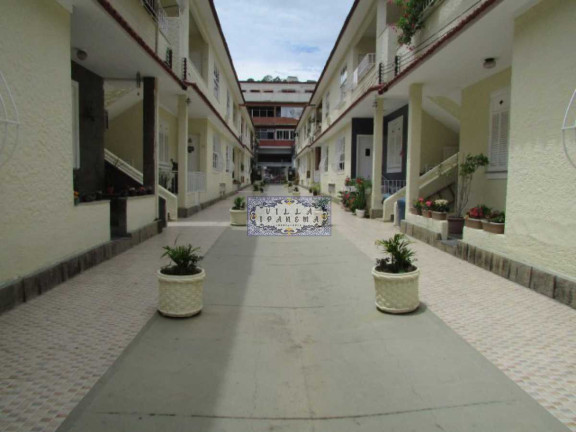 Imagem Casa de Vila com 2 Quartos à Venda, 75 m² em Várzea - Teresópolis