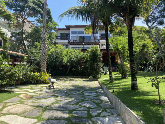 Imagem Casa com 6 Quartos à Venda, 500 m² em Ferradura - Armação Dos Búzios Imagem Casa com 6 Quartos à Venda, 500 m² em Ferradura - Armação Dos Búzios
