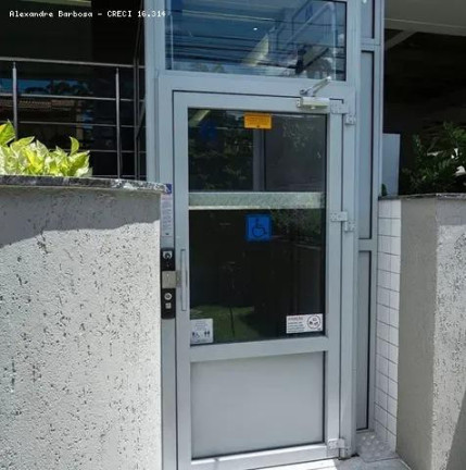 Imagem Apartamento com 2 Quartos à Venda, 50 m² em Madalena - Recife