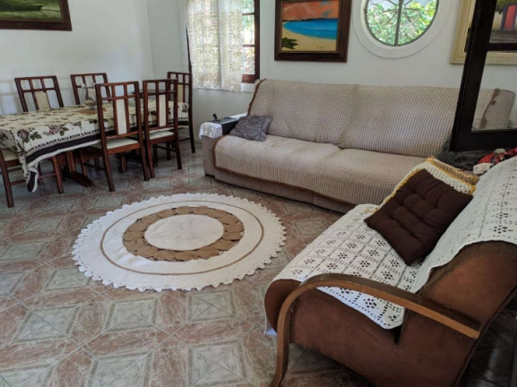 Casa com 5 Quartos à Venda, 350 m² em Palmeiras - Cabo Frio