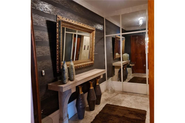 Imagem Imóvel com 4 Quartos à Venda, em Bela Vista - São Paulo Imagem Imóvel com 4 Quartos à Venda, em Bela Vista - São Paulo