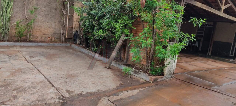 Imagem Casa com 3 Quartos à Venda, em Interlagos - Montes Claros Imagem Casa com 3 Quartos à Venda, em Interlagos - Montes Claros