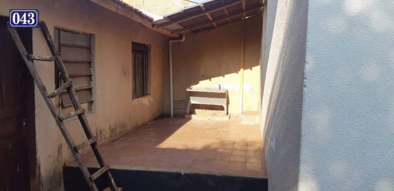 Imagem Casa com 3 Quartos à Venda, 120 m² em Parigot De Souza 2 - Londrina Imagem Casa com 3 Quartos à Venda, 120 m² em Parigot De Souza 2 - Londrina