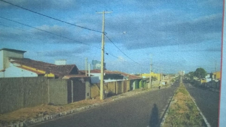 Imagem Terreno à Venda, 800 m² em Candelária - Natal Imagem Terreno à Venda, 800 m² em Candelária - Natal