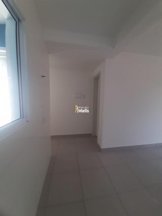 Imagem Imóvel com 2 Quartos à Venda, 52 m² em Tarumã - Viamão