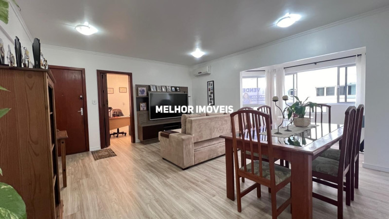 Imagem Apartamento com 3 Quartos à Venda, 136 m² em Centro - Balneário Camboriú
