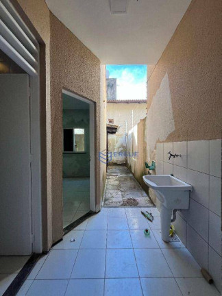 Imagem Casa com 4 Quartos à Venda, 113 m² em Maraponga - Fortaleza Imagem Casa com 4 Quartos à Venda, 113 m² em Maraponga - Fortaleza
