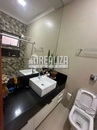 Imagem Casa de Condomínio com 4 Quartos à Venda, 300 m² em Estância Dos Ipês - Uberaba Imagem Casa de Condomínio com 4 Quartos à Venda, 300 m² em Estância Dos Ipês - Uberaba