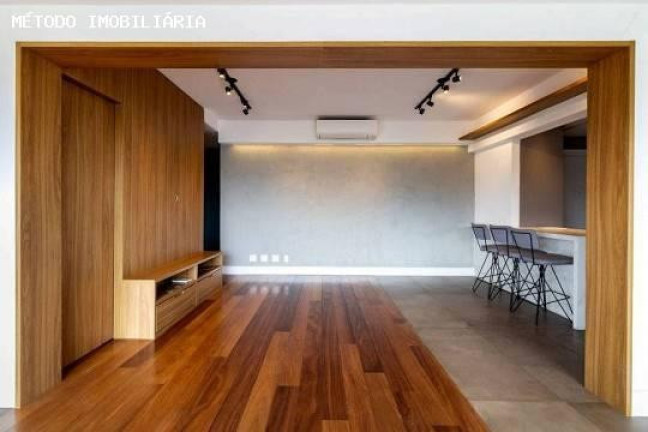 Imagem Imóvel com 2 Quartos à Venda, 121 m² em Pinheiros - São Paulo