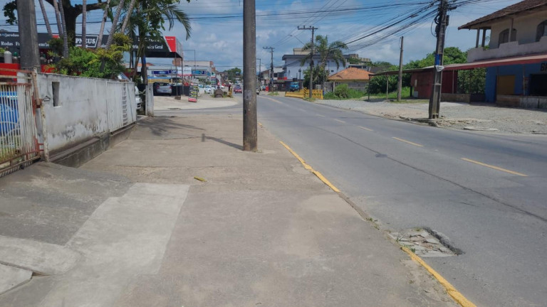 Imagem Terreno à Venda, 567 m² em Itaum - Joinville Imagem Terreno à Venda, 567 m² em Itaum - Joinville