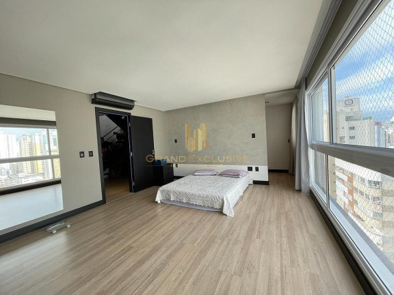 Imagem Apartamento com 3 Quartos à Venda, 279 m² em Centro - Balneário Camboriú Imagem Apartamento com 3 Quartos à Venda, 279 m² em Centro - Balneário Camboriú