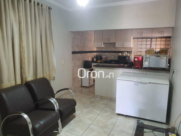 Imagem Casa com 4 Quartos à Venda, 270 m² em Jardim Clarissa - Goiânia Imagem Casa com 4 Quartos à Venda, 270 m² em Jardim Clarissa - Goiânia