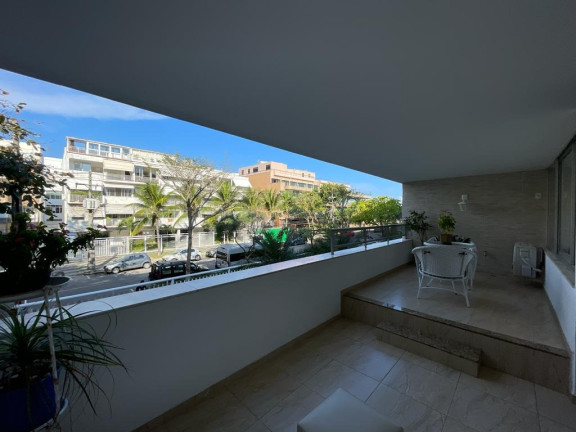 Imagem Apartamento com 3 Quartos à Venda, 151 m² em Barra Da Tijuca - Rio De Janeiro