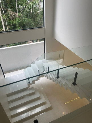 Imagem Casa com 4 Quartos à Venda, 560 m² em Ponta Negra - Manaus