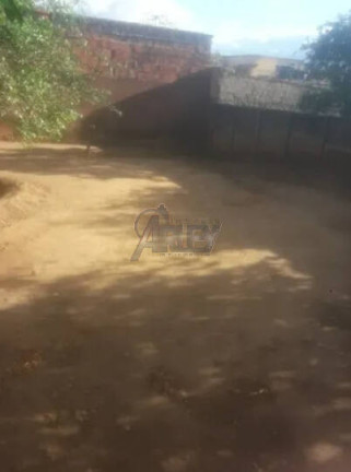 Imagem Casa com 4 Quartos à Venda, 360 m² em Alice Maia - Montes Claros