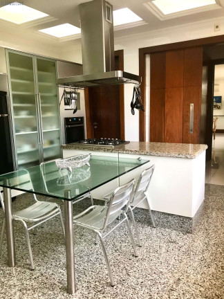 Imagem Casa com 6 Quartos para Alugar ou Temporada, 760 m² em Candelária - Natal
