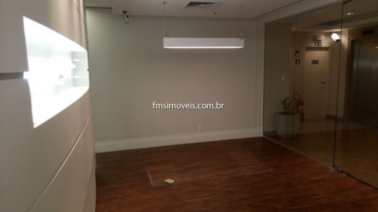 Imagem Imóvel para Alugar, 597 m² em Chácara Santo Antônio - São Paulo