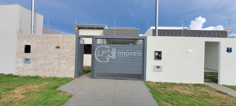 Imagem Casa com 3 Quartos à Venda, 89 m² em São Francisco - Campo Grande Imagem Casa com 3 Quartos à Venda, 89 m² em São Francisco - Campo Grande