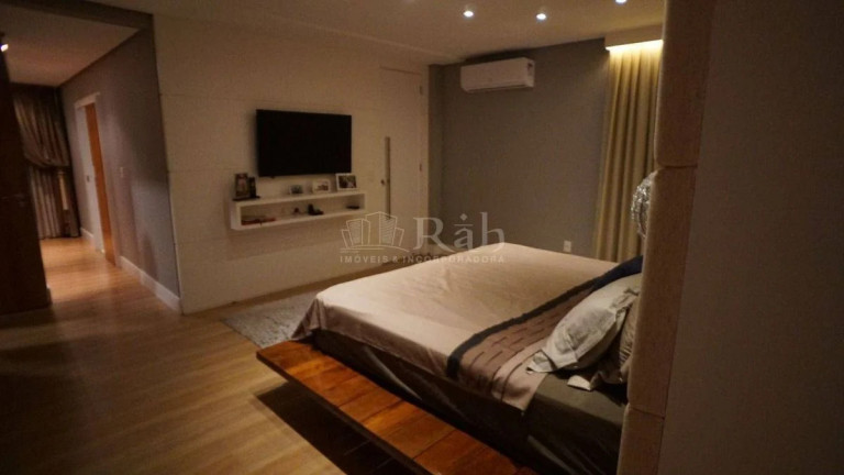 Imagem Casa com 3 Quartos à Venda, 376 m² em Ariribá - Balneário Camboriú