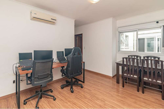 Imagem Apartamento com 2 Quartos à Venda, 58 m² em Jardim Itu - Porto Alegre