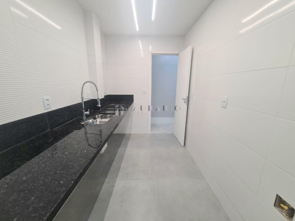 Imagem Apartamento com 3 Quartos à Venda, 100 m² em Copacabana - Rio De Janeiro