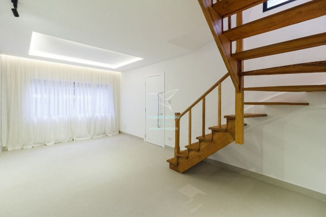 Imagem Casa com 3 Quartos à Venda, 210 m² em Chácara Santo Antônio (zona Sul) - São Paulo Imagem Casa com 3 Quartos à Venda, 210 m² em Chácara Santo Antônio (zona Sul) - São Paulo