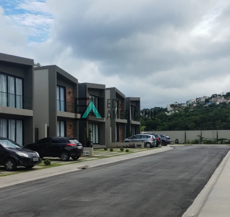 Imagem Casa de Condomínio com 3 Quartos à Venda, 112 m² em Vila Santista - Atibaia