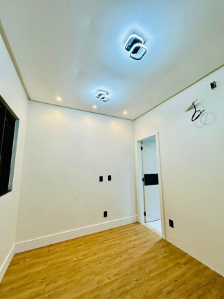 Imagem Casa com 4 Quartos à Venda, 510 m² em Ponta Negra - Manaus