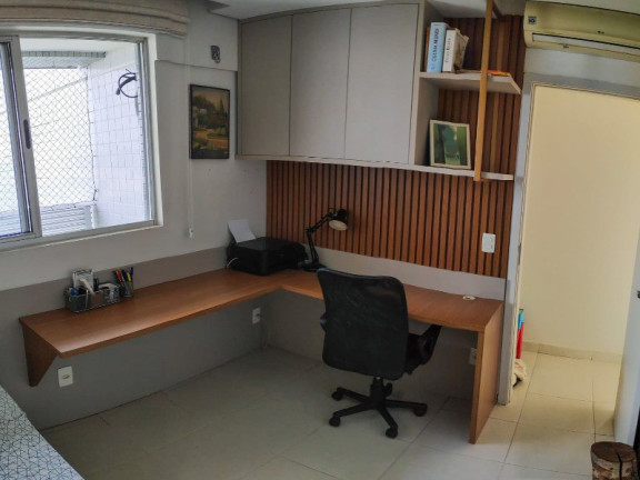 Imagem Imóvel com 3 Quartos à Venda, 127 m² em Dom Pedro I - Manaus Imagem Imóvel com 3 Quartos à Venda, 127 m² em Dom Pedro I - Manaus