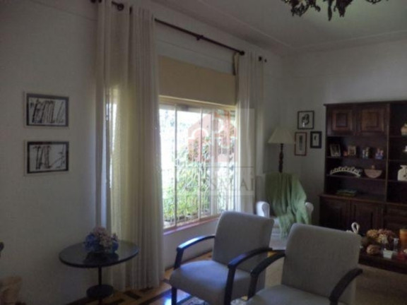 Imagem Casa com 3 Quartos à Venda, 151 m² em Santana - Porto Alegre