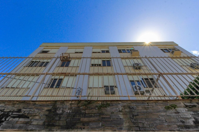 Imagem Imóvel com 3 Quartos à Venda, 124 m² em Teresópolis - Porto Alegre