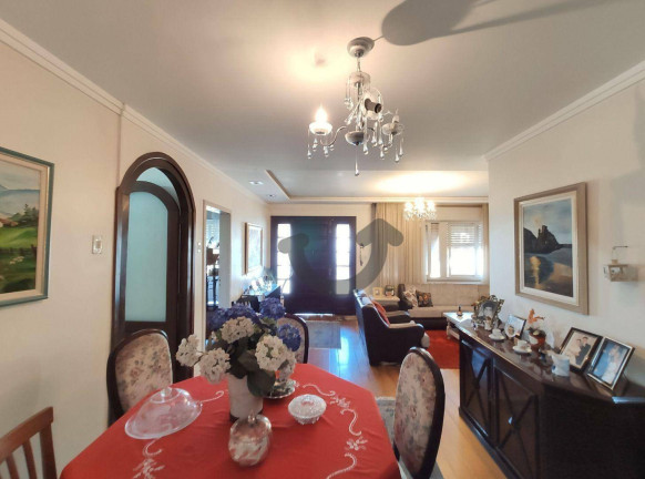 Imagem Casa com 4 Quartos à Venda, 292 m² em Centro - Santa Cruz Do Sul