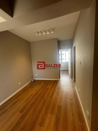 Apartamento com 2 Quartos à Venda, 55 m² em Centro - Florianópolis